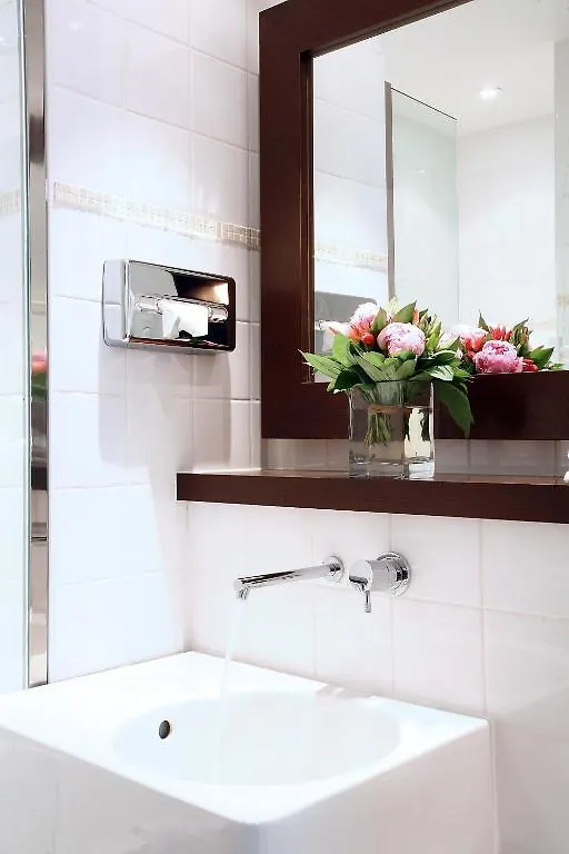 Hotel Le Clos Medicis Paris