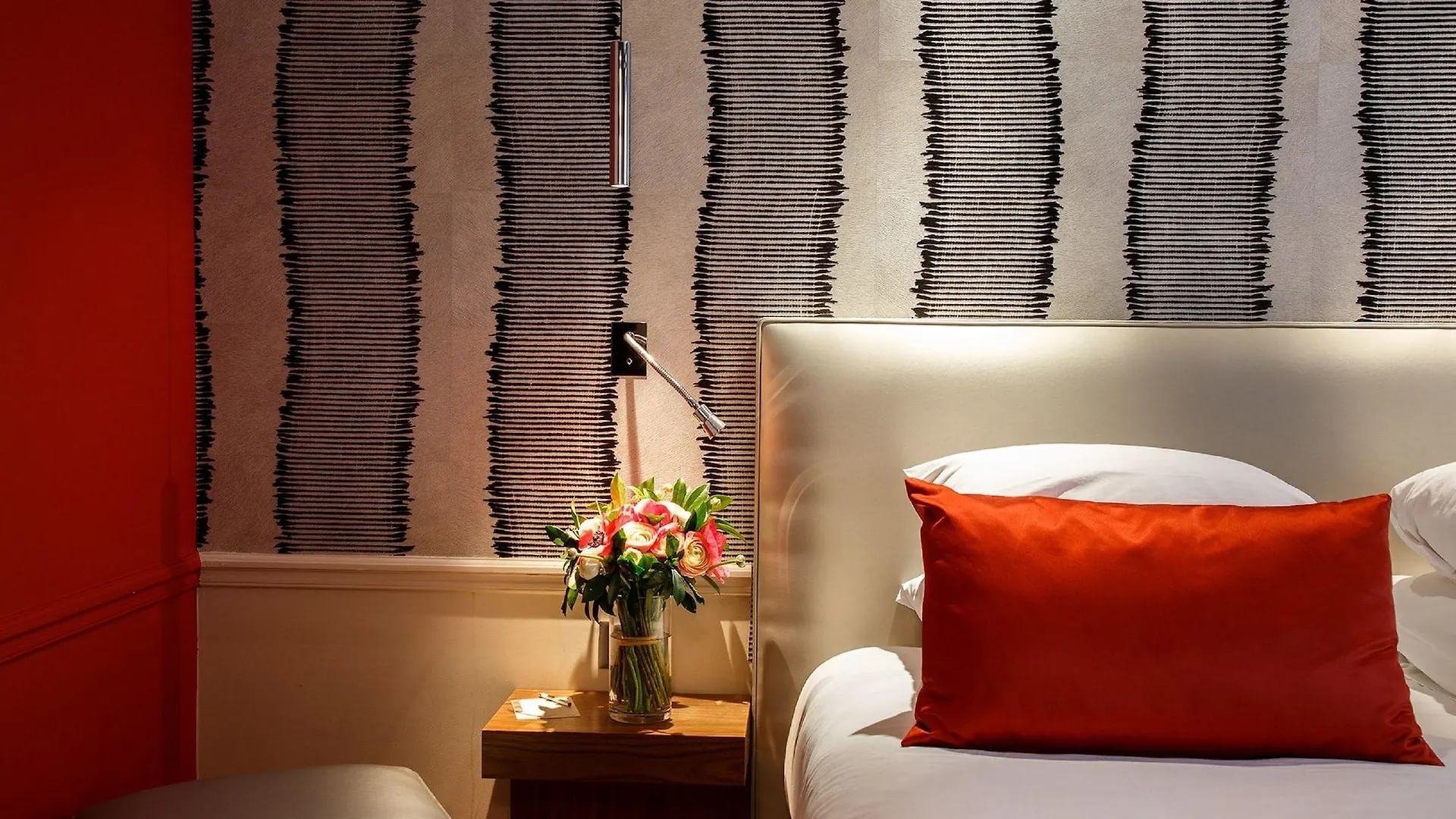 Le Clos Medicis Paris