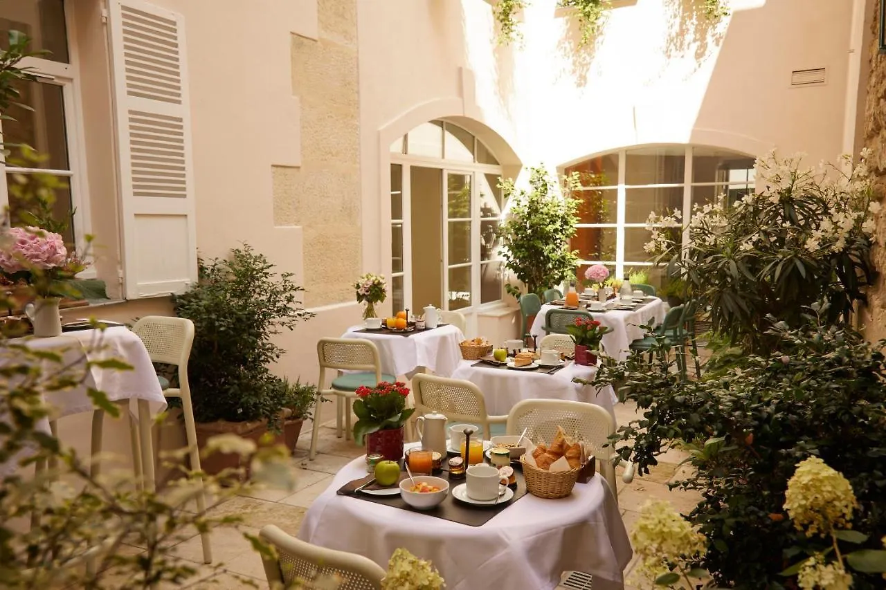 Hotel Le Clos Medicis Paris