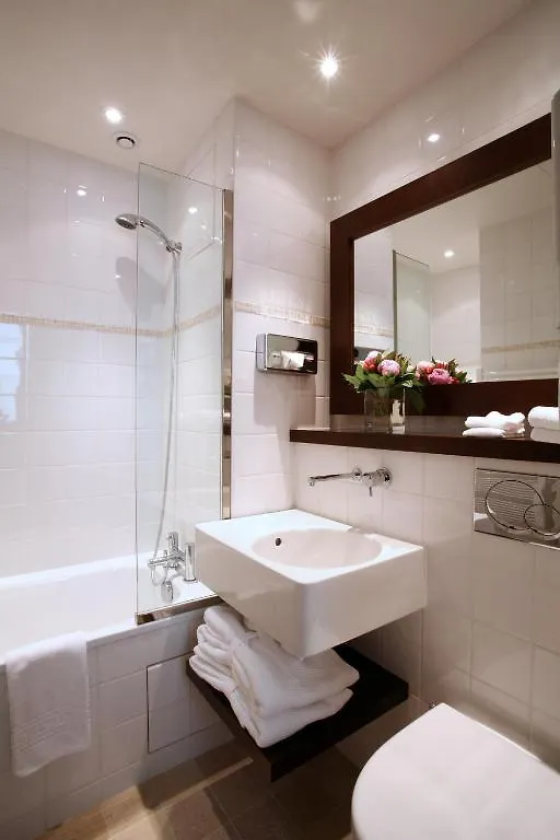 Le Clos Medicis Paris